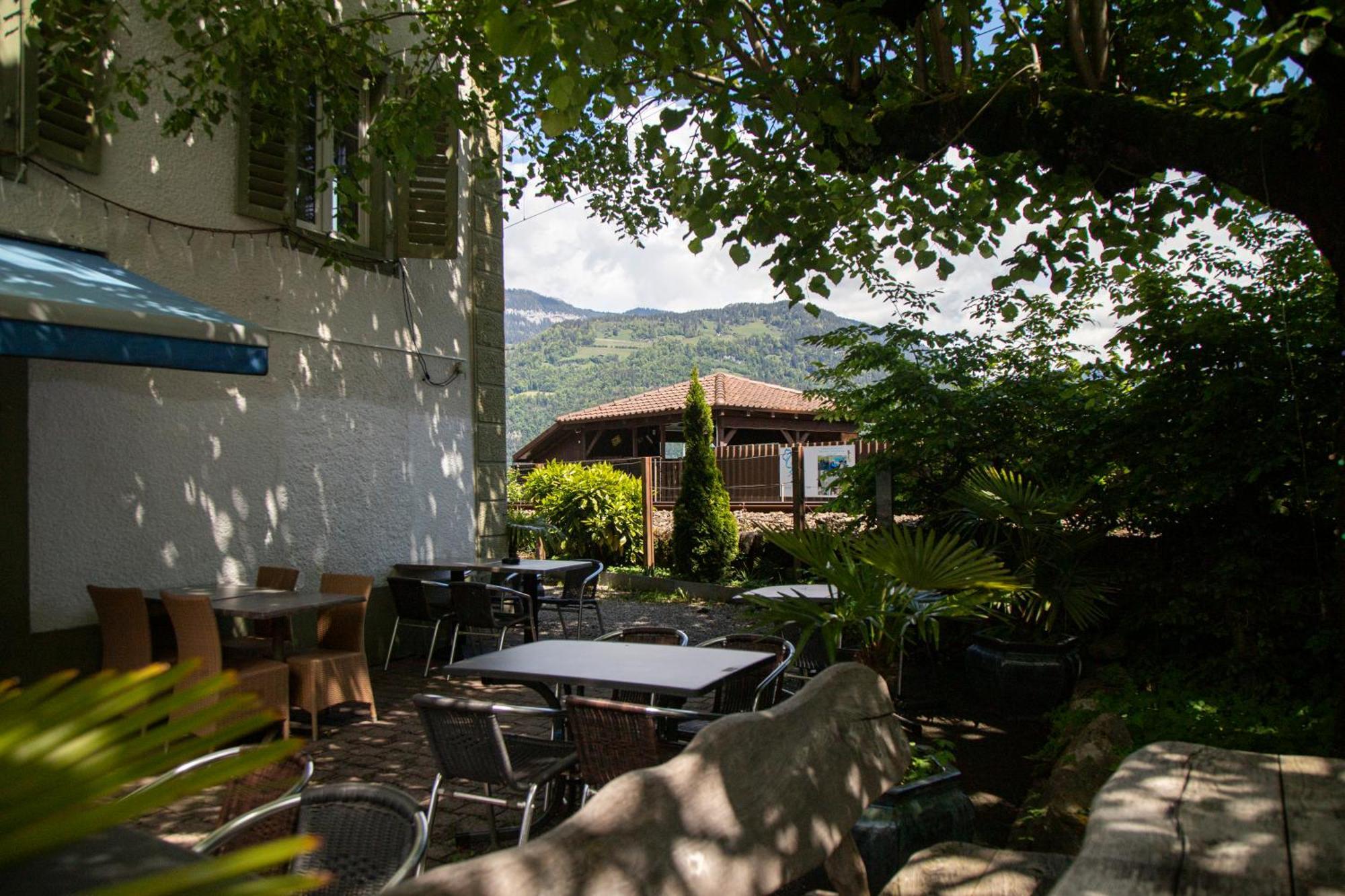 Au Bord Du Lac Därligen Εξωτερικό φωτογραφία